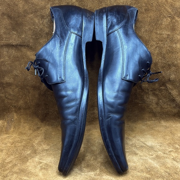 Dolce & Gabbana Point Toe Shoes - Picture 6 of 11